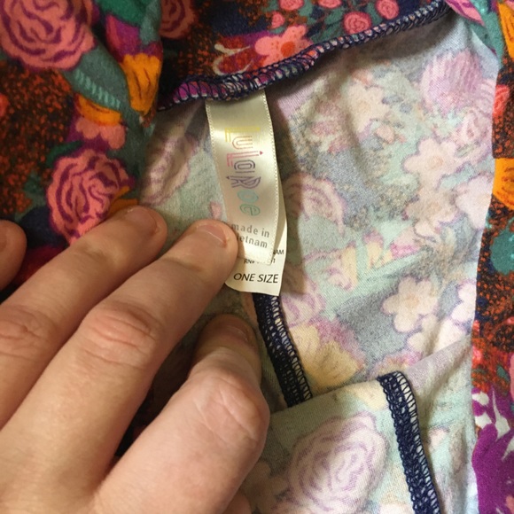 Lularoe leggings size os - Picture 2 of 2